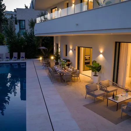 Vacation I Velazquez, Newly-built, Location In Marbella, 150m To The Beach, Heated Pool, Golden Mile, Bbq, World-class Dining Villa