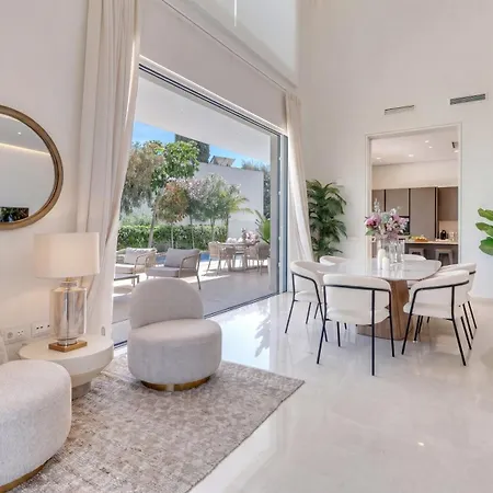 Vacation I Velazquez, Newly-built, Location In Marbella, 150m To The Beach, Heated Pool, Golden Mile, Bbq, World-class Dining Villa *