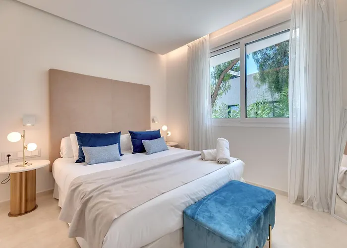 Vacation I Velazquez, 150m To The Beach, Heated Pool, Golden Mile *