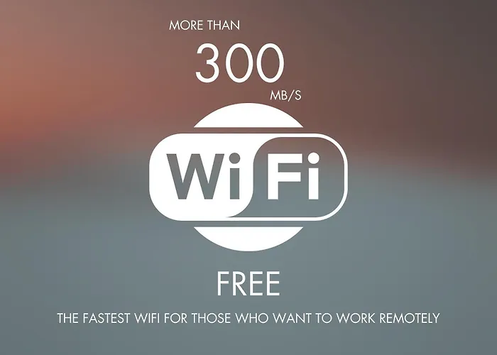 Villa Vacation I Velazquez, 150m To The Beach, Heated Pool, Golden Mile