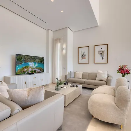 Vacation I Velazquez, 150m To The Beach, Heated Pool, Golden Mile Marbellac