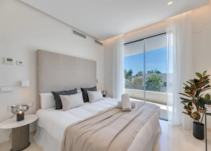 Willa Vacation I Velazquez, 150m To The Beach, Heated Pool, Golden Mile Marbella