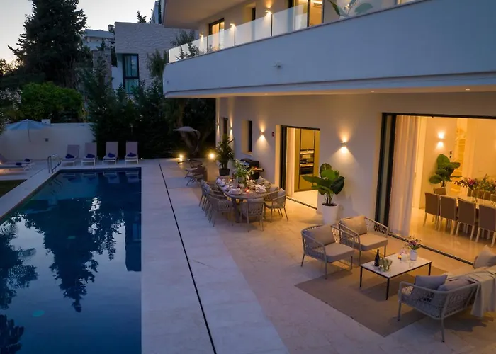 Vacation I Velazquez, 150m To The Beach, Heated Pool, Golden Mile Willa