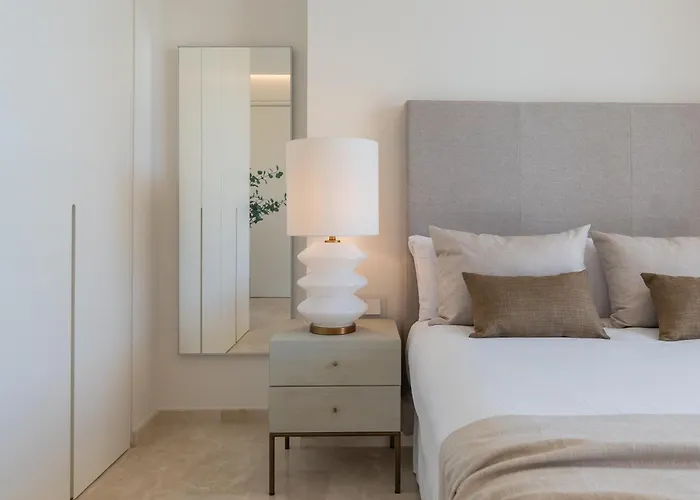 Willa Vacation I Velazquez, 150m To The Beach, Heated Pool, Golden Mile Marbella